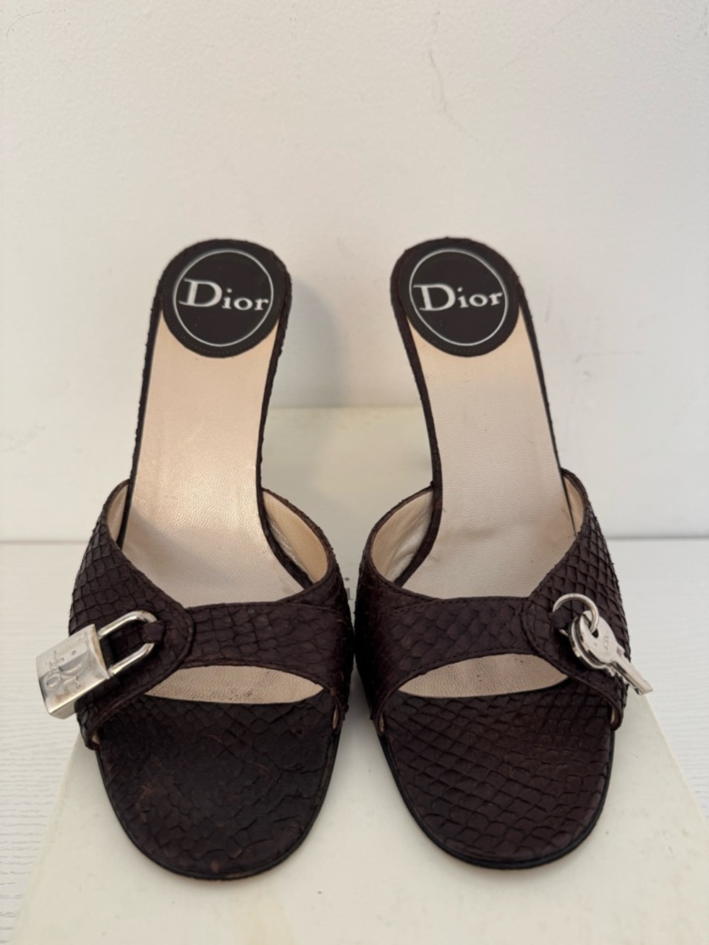 Dior Galliano SS 2003 Vintage Lock & Key Python Mule Heels Brown Y2K Mules 38 - Picture 7 of 15